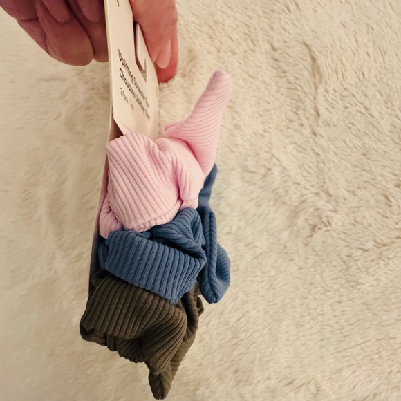 Lululemon Uplifting Bow Scrunchies NWT 3 pk, pink blue brown main image 5